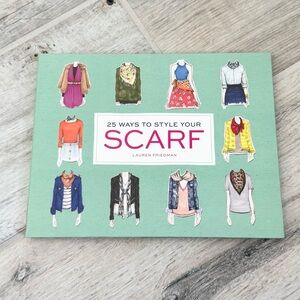 25 Ways to Style Your Scarf Book